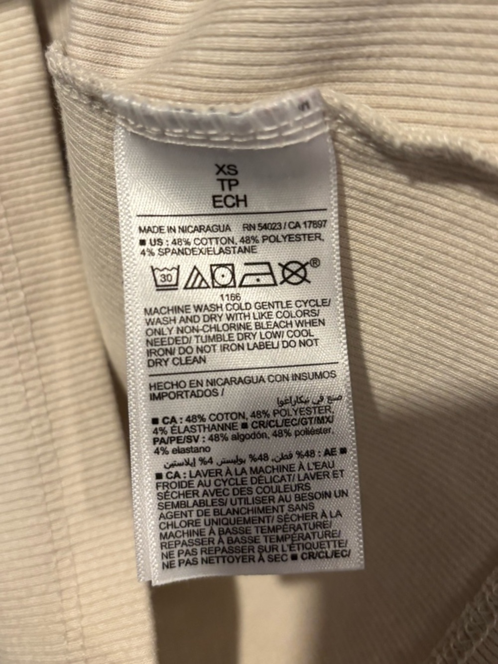 💕3/$25💕 Old Navy Snug Scoop Neck Long Sleeve Top - Picture 4 of 4